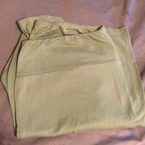 Light green LuLaRoe leggings TC